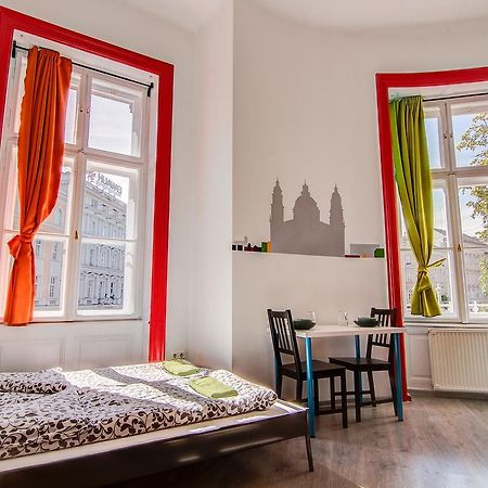 Pal'S Mini Hostel Budapest Exterior foto